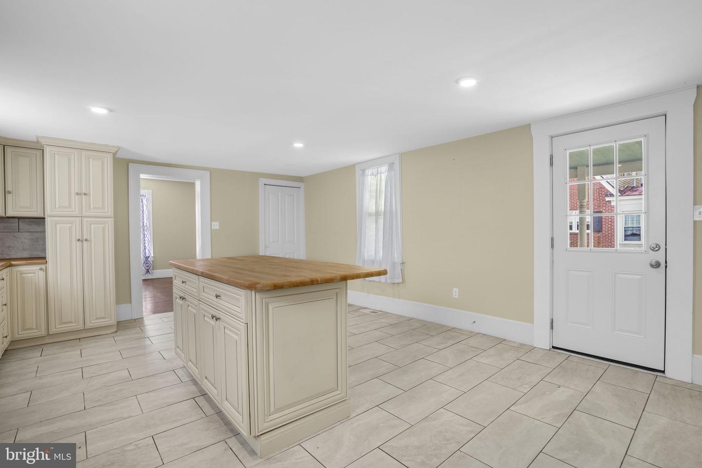 2508 MAIN ST, EXMORE, Virginia 23350, 3 Bedrooms Bedrooms, ,2 BathroomsBathrooms,Residential,For sale,2508 MAIN ST,VANH2000068 MLS # VANH2000068