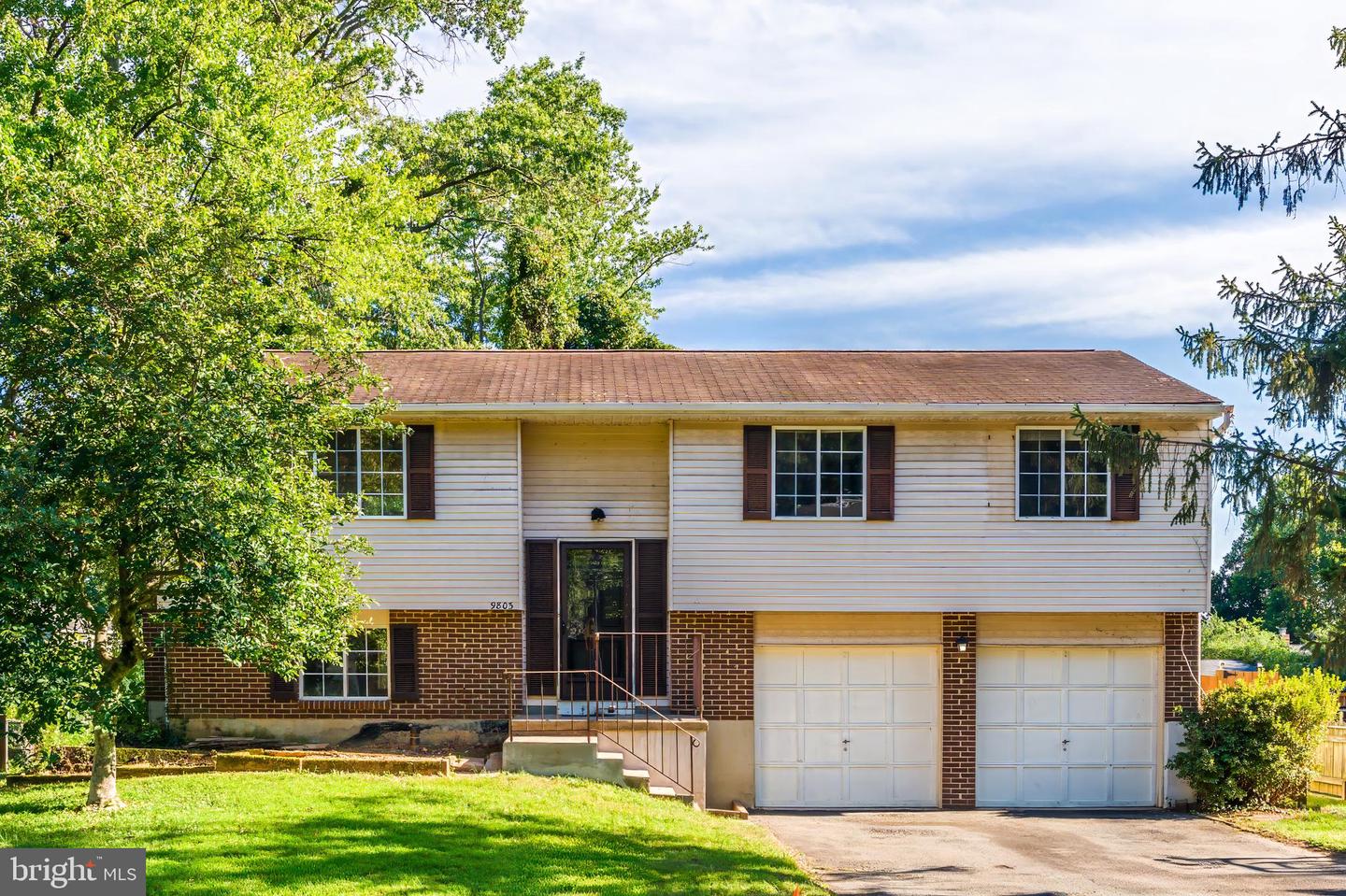 9803 OLEANDER, VIENNA, Virginia 22181, 3 Bedrooms Bedrooms, ,2 BathroomsBathrooms,Residential,For sale,9803 OLEANDER,VAFX2264324 MLS # VAFX2264324