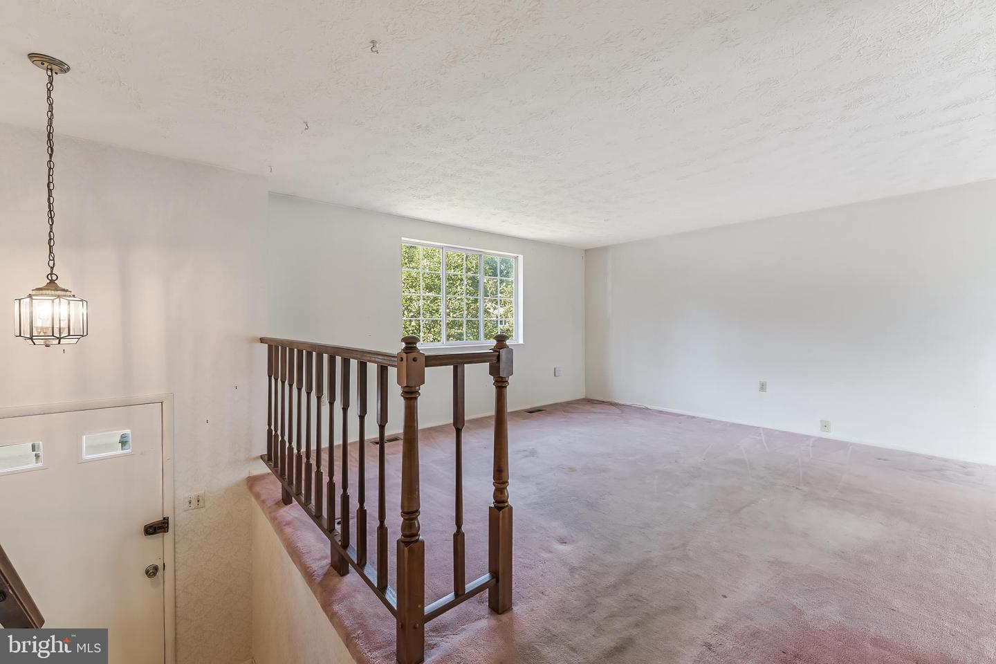 9803 OLEANDER, VIENNA, Virginia 22181, 3 Bedrooms Bedrooms, ,2 BathroomsBathrooms,Residential,For sale,9803 OLEANDER,VAFX2264324 MLS # VAFX2264324