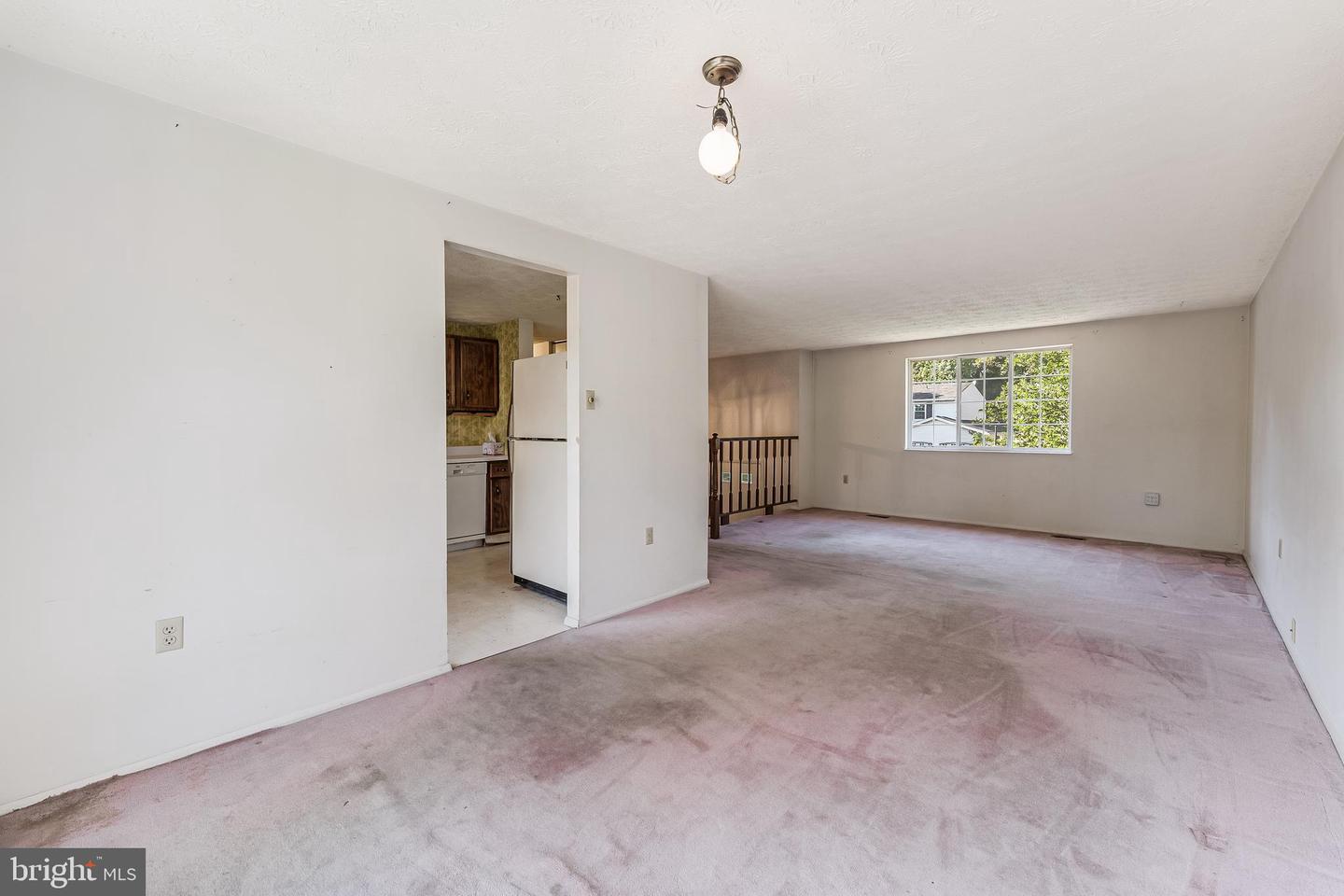 9803 OLEANDER, VIENNA, Virginia 22181, 3 Bedrooms Bedrooms, ,2 BathroomsBathrooms,Residential,For sale,9803 OLEANDER,VAFX2264324 MLS # VAFX2264324