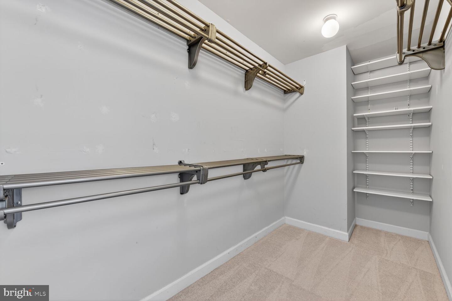 9512 LAGERSFIELD CIR, VIENNA, Virginia 22181, 4 Bedrooms Bedrooms, 8 Rooms Rooms,3 BathroomsBathrooms,Residential,For sale,9512 LAGERSFIELD CIR,VAFX2264378 MLS # VAFX2264378