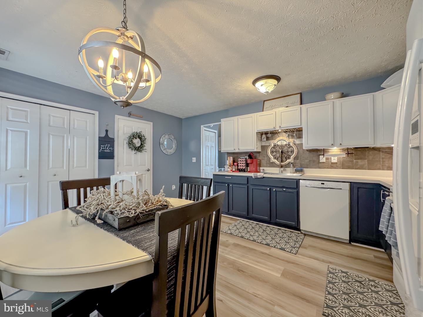 9728 W MIDLAND WAY, FREDERICKSBURG, Virginia 22408, 3 Bedrooms Bedrooms, ,2 BathroomsBathrooms,Residential,For sale,9728 W MIDLAND WAY,VASP2035960 MLS # VASP2035960