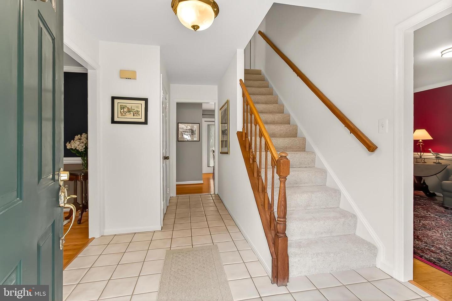 7204 MING TREE CT, SPRINGFIELD, Virginia 22152, 4 Bedrooms Bedrooms, ,3 BathroomsBathrooms,Residential,For sale,7204 MING TREE CT,VAFX2264588 MLS # VAFX2264588
