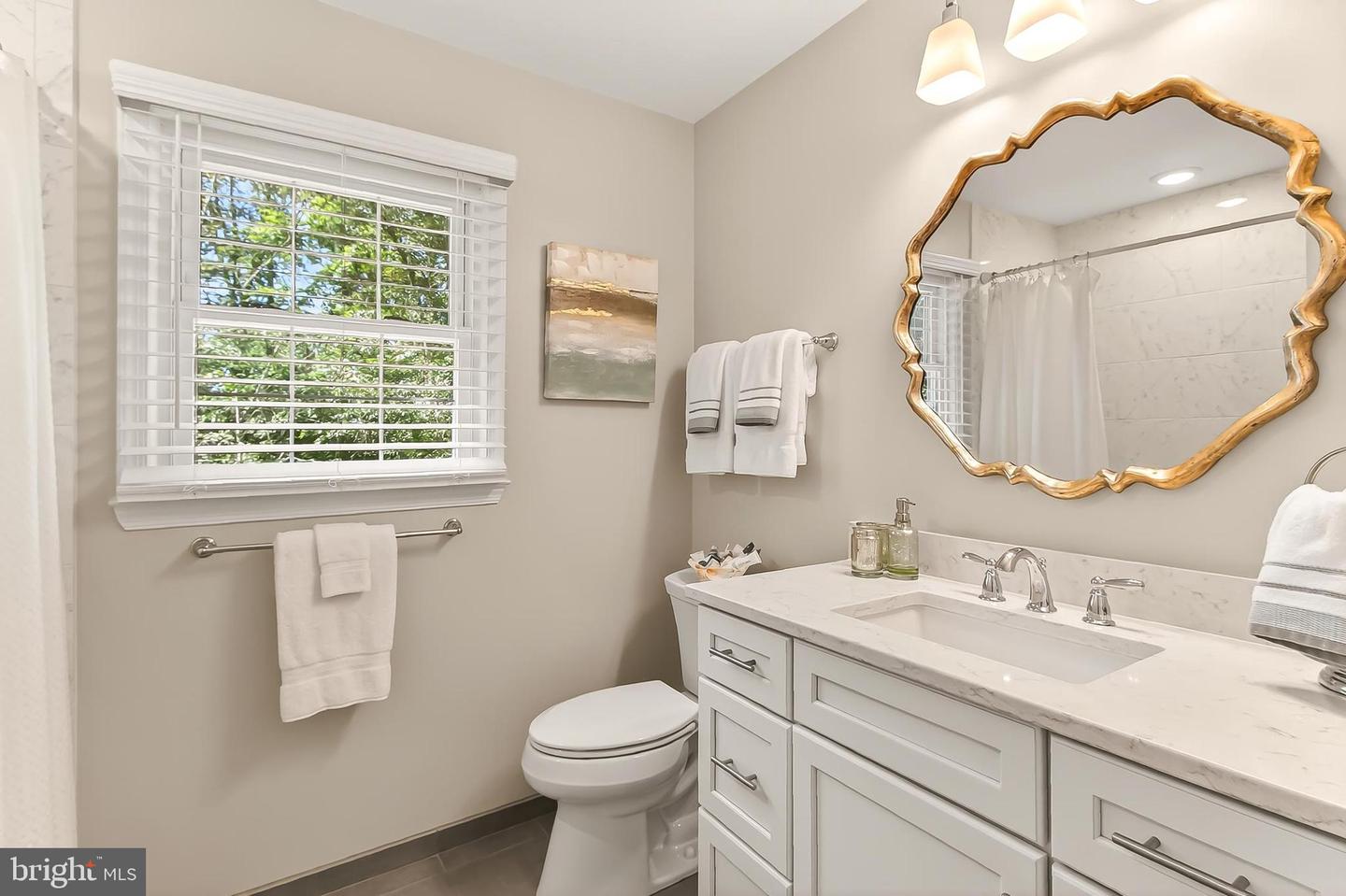 7204 MING TREE CT, SPRINGFIELD, Virginia 22152, 4 Bedrooms Bedrooms, ,3 BathroomsBathrooms,Residential,For sale,7204 MING TREE CT,VAFX2264588 MLS # VAFX2264588