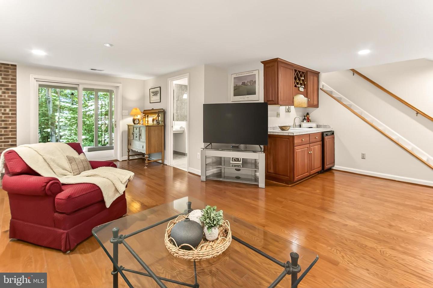 7204 MING TREE CT, SPRINGFIELD, Virginia 22152, 4 Bedrooms Bedrooms, ,3 BathroomsBathrooms,Residential,For sale,7204 MING TREE CT,VAFX2264588 MLS # VAFX2264588