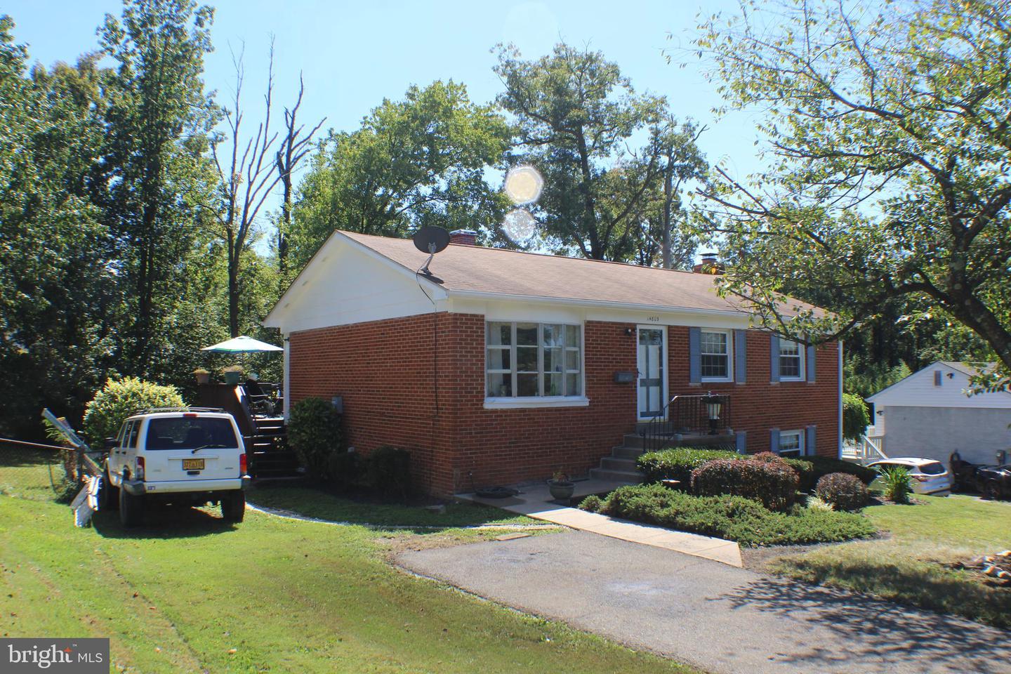 14809 ASHDALE AVE, WOODBRIDGE, Virginia 22193, 5 Bedrooms Bedrooms, ,2 BathroomsBathrooms,Residential,For sale,14809 ASHDALE AVE,VAPW2103118 MLS # VAPW2103118