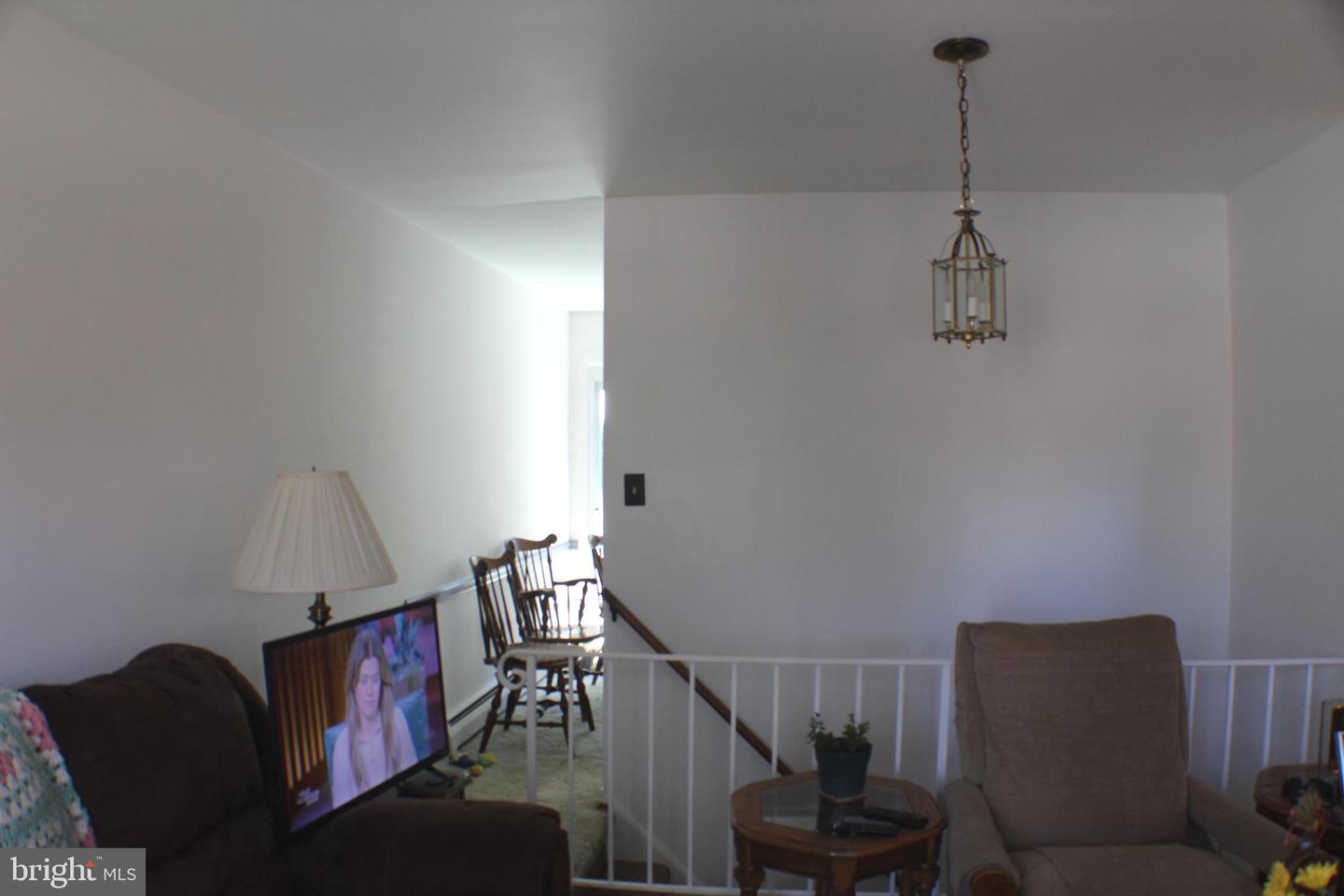 14809 ASHDALE AVE, WOODBRIDGE, Virginia 22193, 5 Bedrooms Bedrooms, ,2 BathroomsBathrooms,Residential,For sale,14809 ASHDALE AVE,VAPW2103118 MLS # VAPW2103118