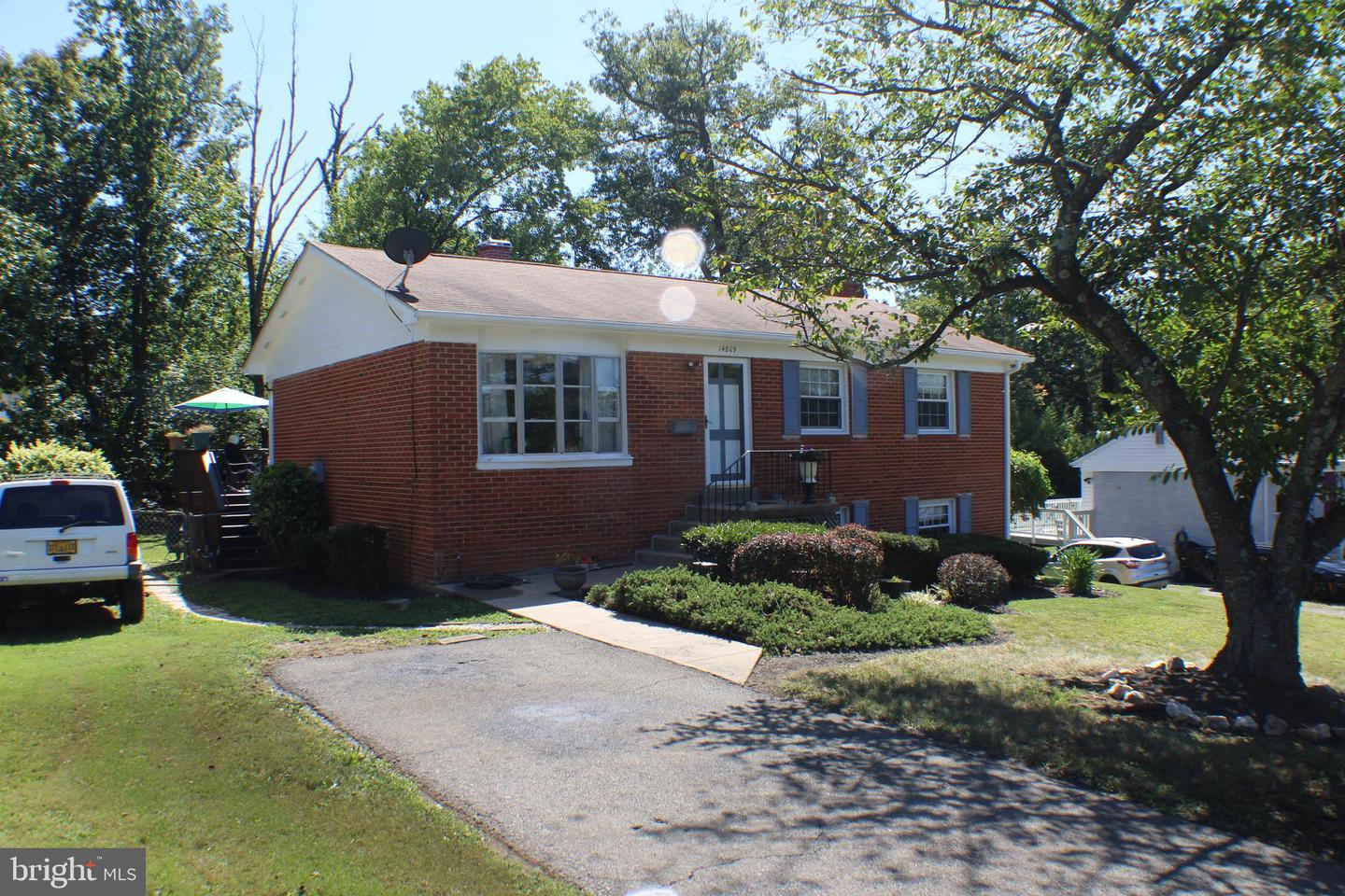 14809 ASHDALE AVE, WOODBRIDGE, Virginia 22193, 5 Bedrooms Bedrooms, ,2 BathroomsBathrooms,Residential,For sale,14809 ASHDALE AVE,VAPW2103118 MLS # VAPW2103118