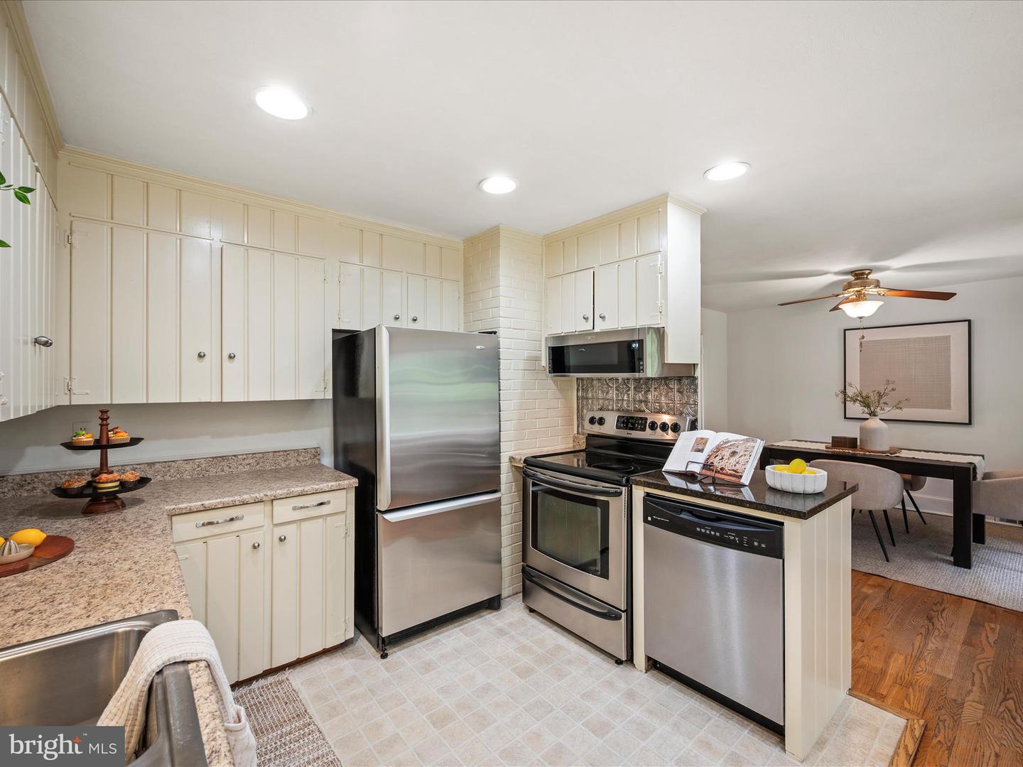 939 S MARSHALL ST, FRONT ROYAL, Virginia 22630, 3 Bedrooms Bedrooms, ,2 BathroomsBathrooms,Residential,For sale,939 S MARSHALL ST,VAWR2012188 MLS # VAWR2012188