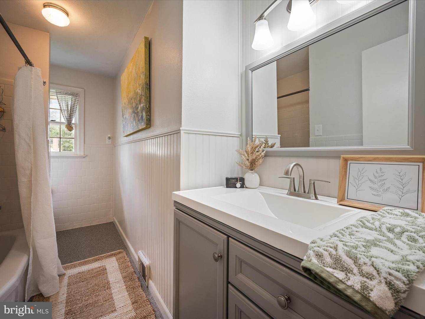 939 S MARSHALL ST, FRONT ROYAL, Virginia 22630, 3 Bedrooms Bedrooms, ,2 BathroomsBathrooms,Residential,For sale,939 S MARSHALL ST,VAWR2012188 MLS # VAWR2012188