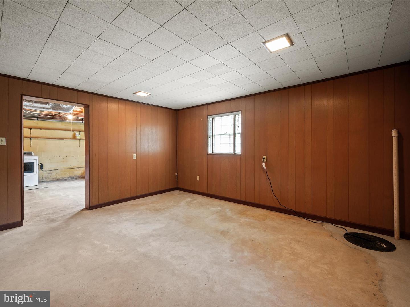 939 S MARSHALL ST, FRONT ROYAL, Virginia 22630, 3 Bedrooms Bedrooms, ,2 BathroomsBathrooms,Residential,For sale,939 S MARSHALL ST,VAWR2012188 MLS # VAWR2012188