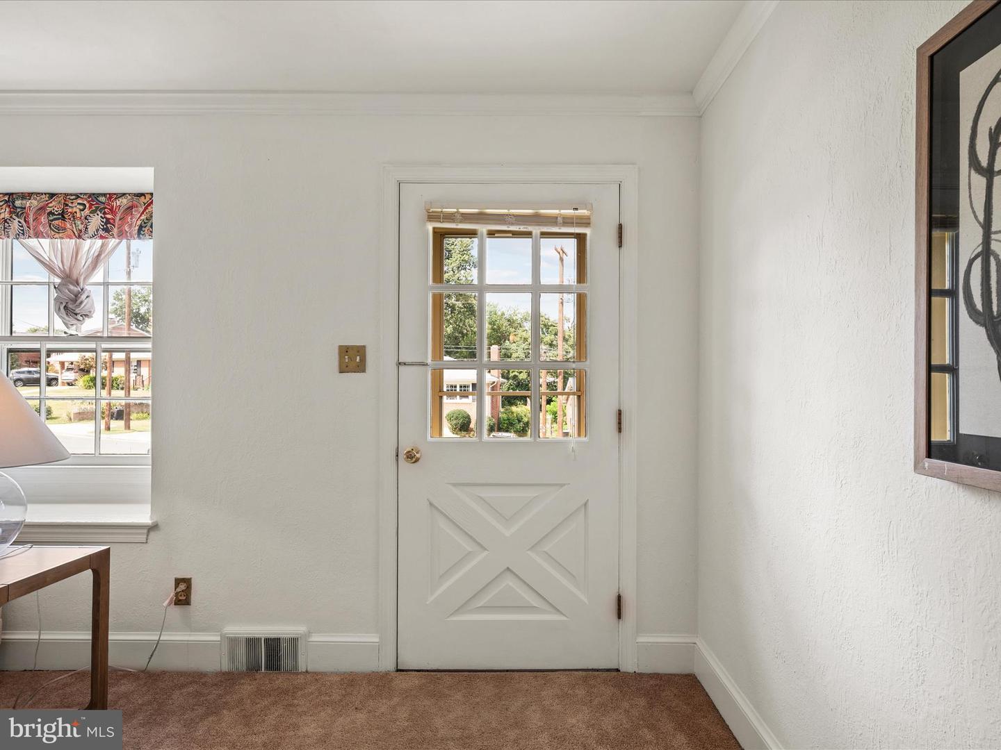 939 S MARSHALL ST, FRONT ROYAL, Virginia 22630, 3 Bedrooms Bedrooms, ,2 BathroomsBathrooms,Residential,For sale,939 S MARSHALL ST,VAWR2012188 MLS # VAWR2012188