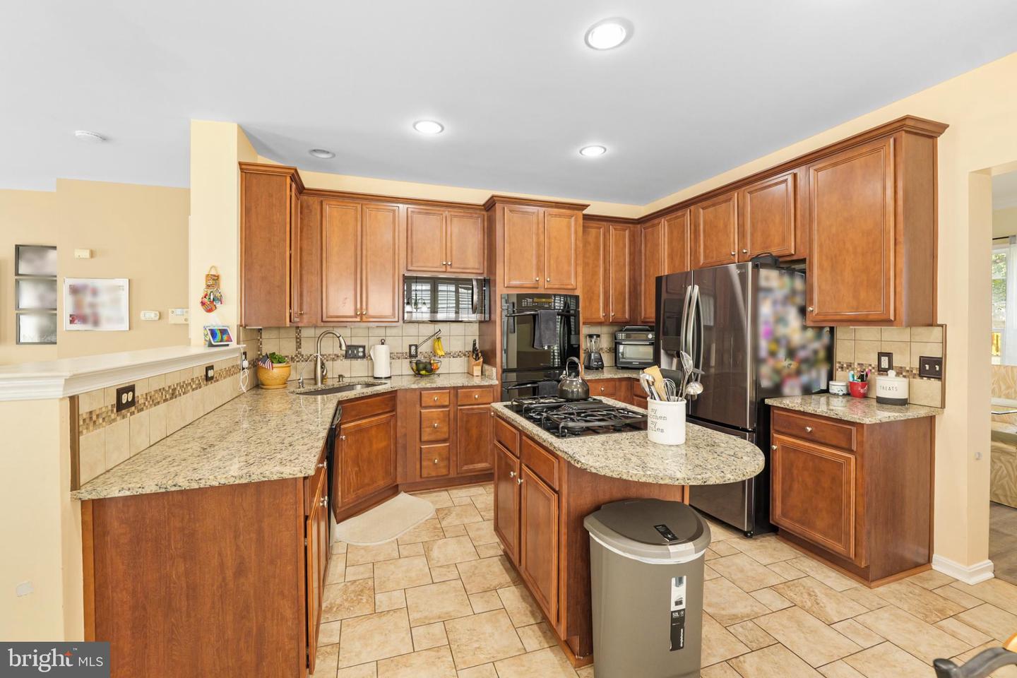 8931 YELLOWLEG CT, GAINESVILLE, Virginia 20155, 4 Bedrooms Bedrooms, 17 Rooms Rooms,3 BathroomsBathrooms,Residential,For sale,8931 YELLOWLEG CT,VAPW2103154 MLS # VAPW2103154