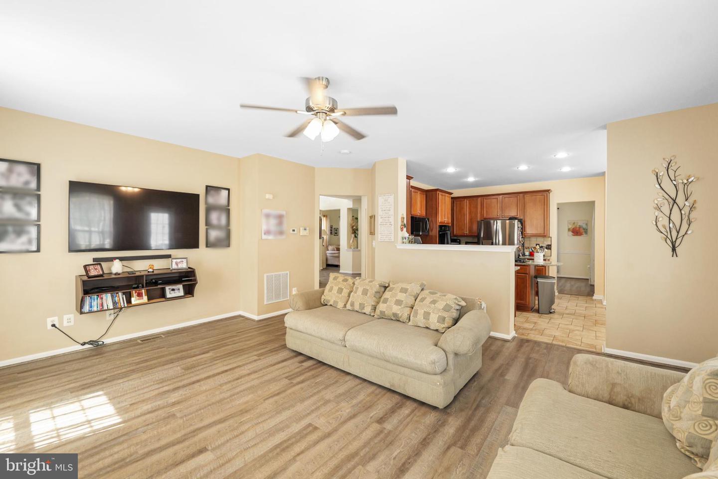 8931 YELLOWLEG CT, GAINESVILLE, Virginia 20155, 4 Bedrooms Bedrooms, 17 Rooms Rooms,3 BathroomsBathrooms,Residential,For sale,8931 YELLOWLEG CT,VAPW2103154 MLS # VAPW2103154