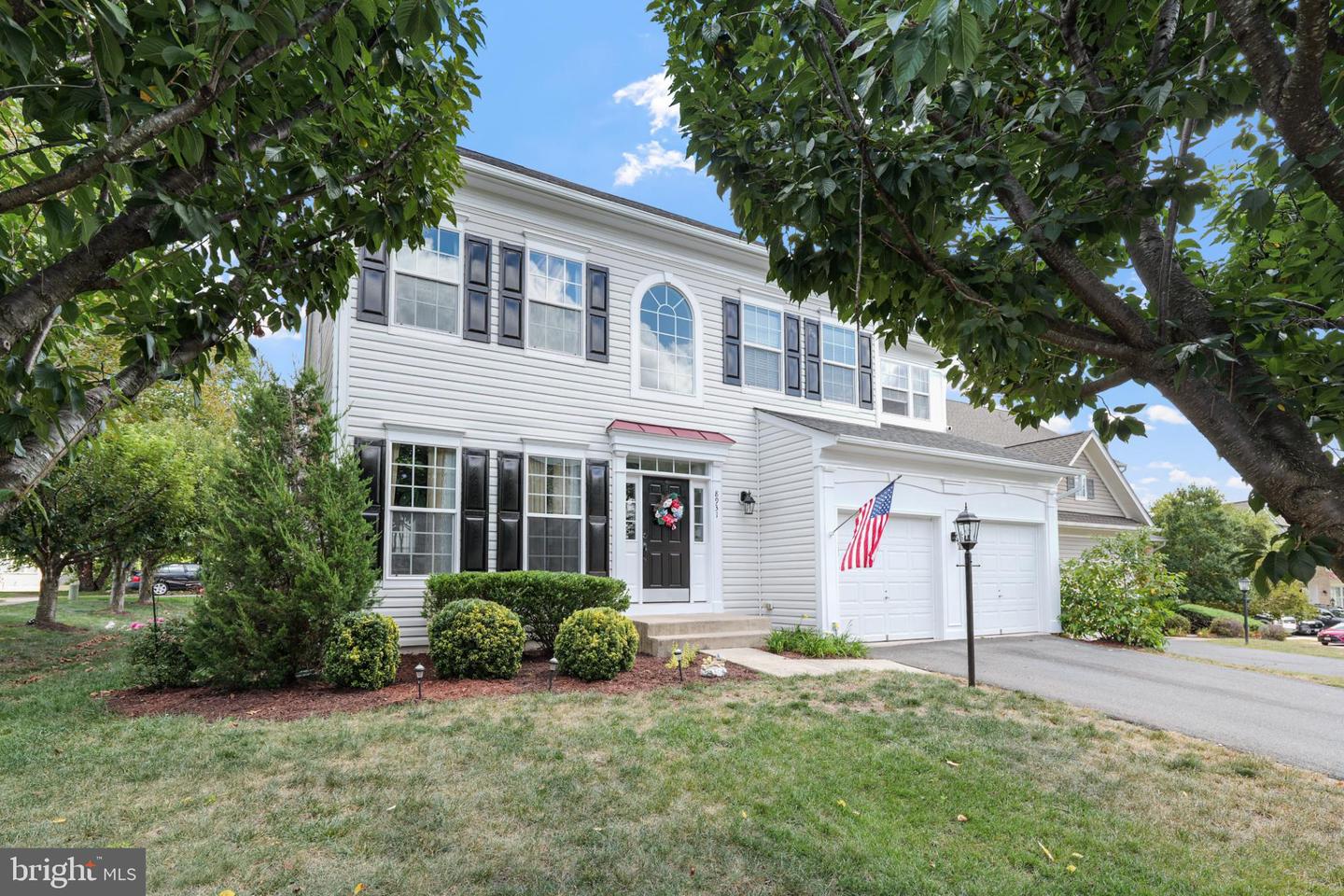 8931 YELLOWLEG CT, GAINESVILLE, Virginia 20155, 4 Bedrooms Bedrooms, 17 Rooms Rooms,3 BathroomsBathrooms,Residential,For sale,8931 YELLOWLEG CT,VAPW2103154 MLS # VAPW2103154
