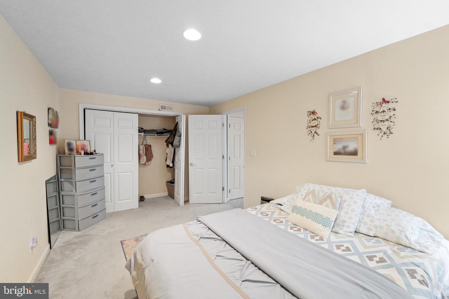 8931 YELLOWLEG CT, GAINESVILLE, Virginia 20155, 4 Bedrooms Bedrooms, 17 Rooms Rooms,3 BathroomsBathrooms,Residential,For sale,8931 YELLOWLEG CT,VAPW2103154 MLS # VAPW2103154