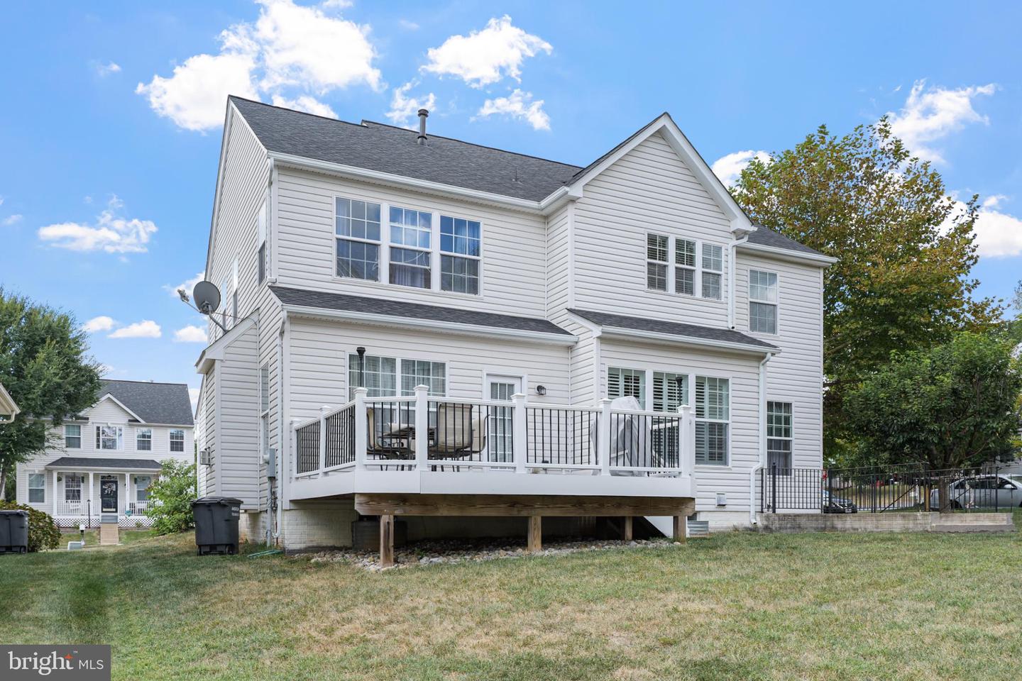 8931 YELLOWLEG CT, GAINESVILLE, Virginia 20155, 4 Bedrooms Bedrooms, 17 Rooms Rooms,3 BathroomsBathrooms,Residential,For sale,8931 YELLOWLEG CT,VAPW2103154 MLS # VAPW2103154