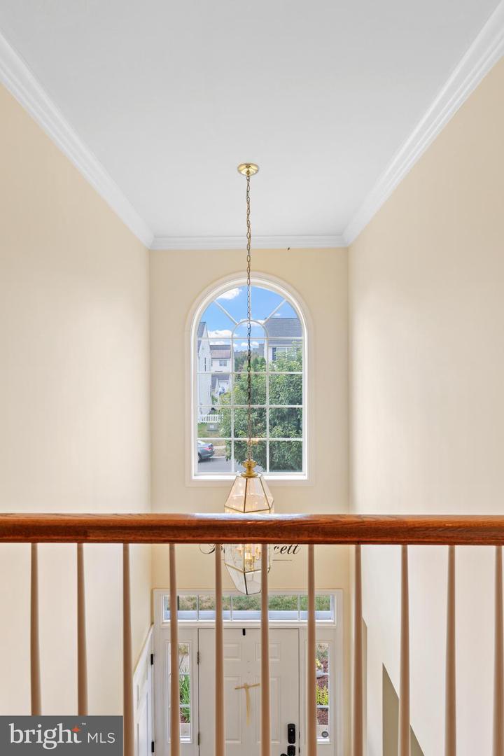 8931 YELLOWLEG CT, GAINESVILLE, Virginia 20155, 4 Bedrooms Bedrooms, 17 Rooms Rooms,3 BathroomsBathrooms,Residential,For sale,8931 YELLOWLEG CT,VAPW2103154 MLS # VAPW2103154