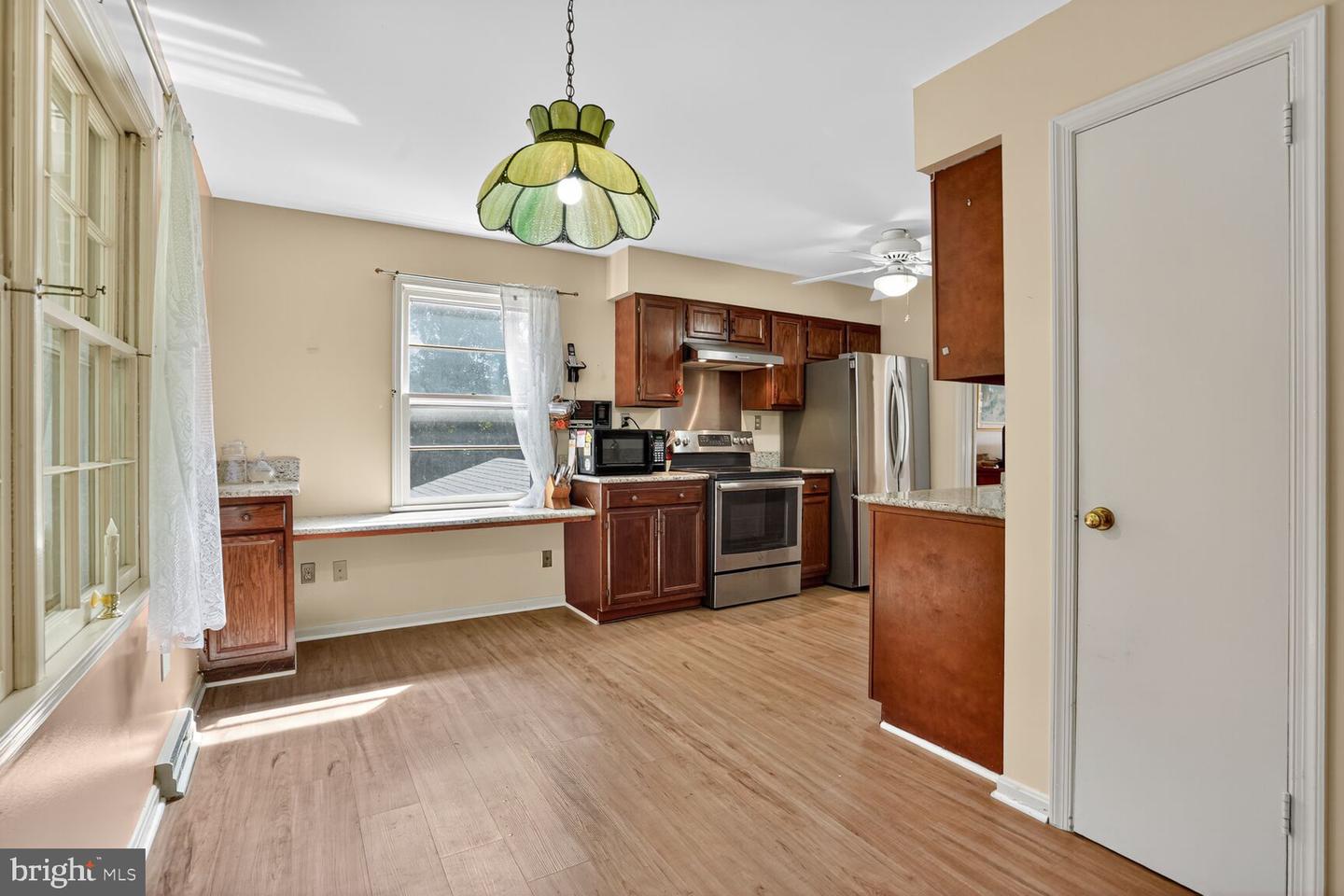 12407 CAISSON RD, FAIRFAX, Virginia 22030, 4 Bedrooms Bedrooms, ,3 BathroomsBathrooms,Residential,For sale,12407 CAISSON RD,VAFX2264780 MLS # VAFX2264780