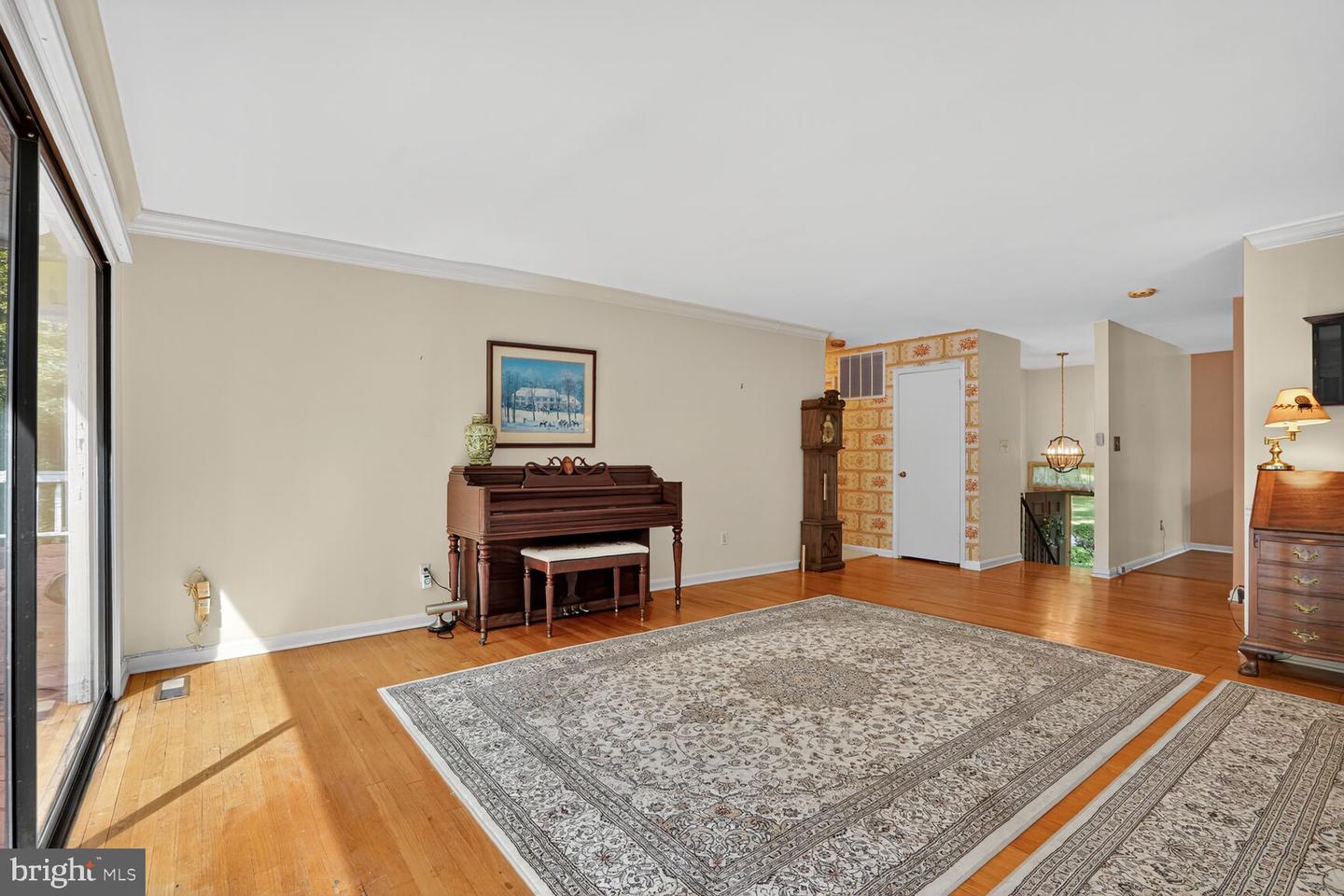 12407 CAISSON RD, FAIRFAX, Virginia 22030, 4 Bedrooms Bedrooms, ,3 BathroomsBathrooms,Residential,For sale,12407 CAISSON RD,VAFX2264780 MLS # VAFX2264780