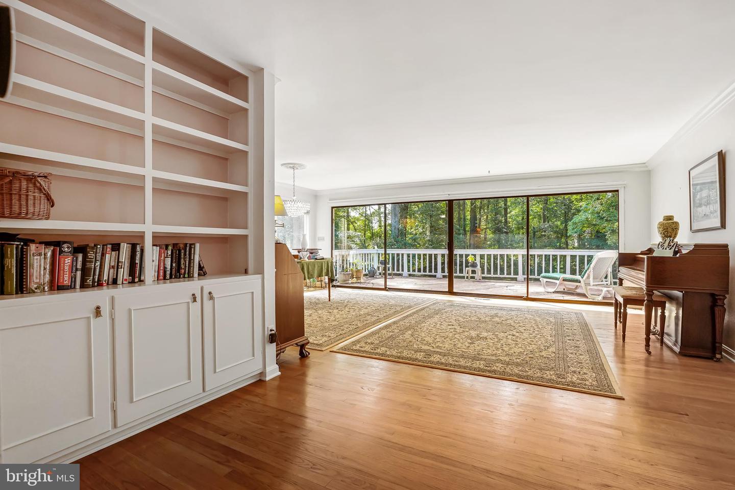 12407 CAISSON RD, FAIRFAX, Virginia 22030, 4 Bedrooms Bedrooms, ,3 BathroomsBathrooms,Residential,For sale,12407 CAISSON RD,VAFX2264780 MLS # VAFX2264780