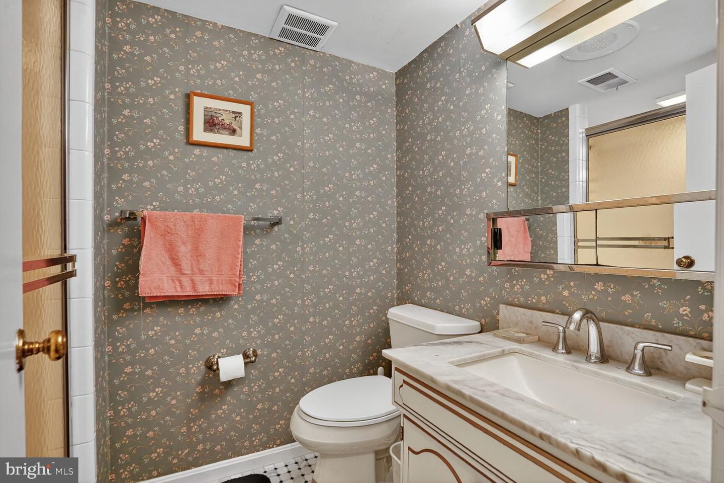 12407 CAISSON RD, FAIRFAX, Virginia 22030, 4 Bedrooms Bedrooms, ,3 BathroomsBathrooms,Residential,For sale,12407 CAISSON RD,VAFX2264780 MLS # VAFX2264780
