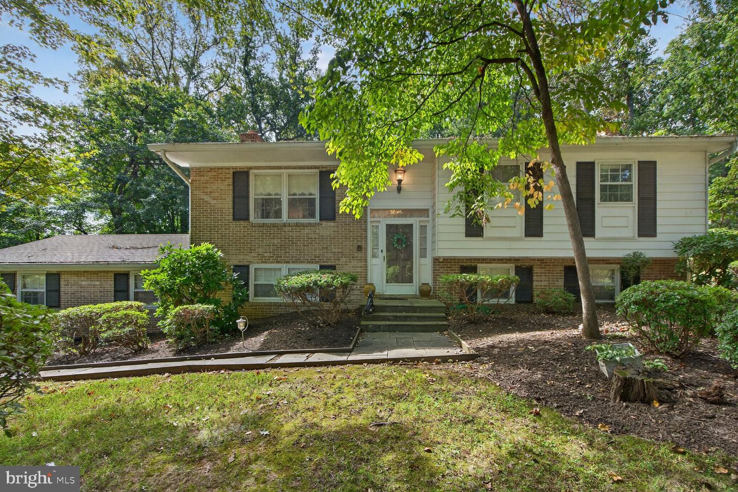 12407 CAISSON RD, FAIRFAX, Virginia 22030, 4 Bedrooms Bedrooms, ,3 BathroomsBathrooms,Residential,For sale,12407 CAISSON RD,VAFX2264780 MLS # VAFX2264780