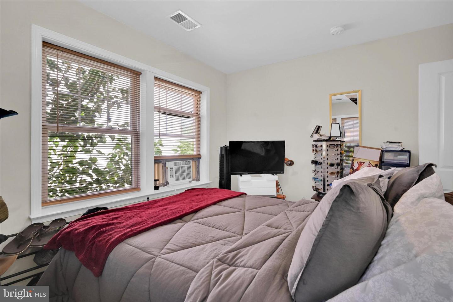 2380 ELVANS RD SE, WASHINGTON, District Of Columbia 20020, 3 Bedrooms Bedrooms, ,3 BathroomsBathrooms,Residential,For sale,2380 ELVANS RD SE,DCDC2220202 MLS # DCDC2220202