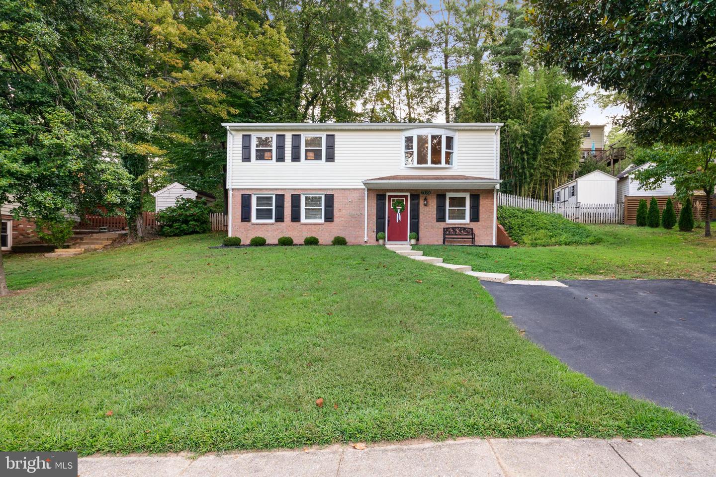 7105 GALGATE DR, SPRINGFIELD, Virginia 22152, 4 Bedrooms Bedrooms, 11 Rooms Rooms,2 BathroomsBathrooms,Residential,For sale,7105 GALGATE DR,VAFX2264828 MLS # VAFX2264828