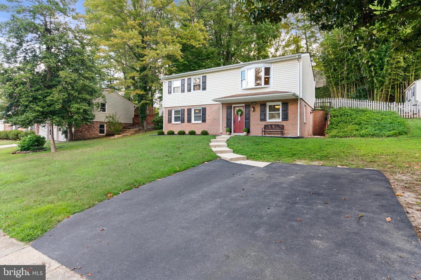 7105 GALGATE DR, SPRINGFIELD, Virginia 22152, 4 Bedrooms Bedrooms, 11 Rooms Rooms,2 BathroomsBathrooms,Residential,For sale,7105 GALGATE DR,VAFX2264828 MLS # VAFX2264828