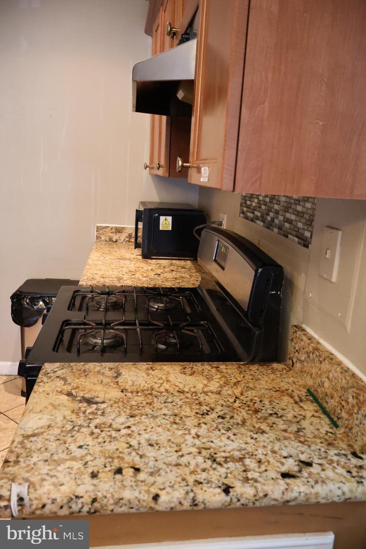 4927 AMERICANA DR #108, ANNANDALE, Virginia 22003, 2 Bedrooms Bedrooms, ,1 BathroomBathrooms,Residential,For sale,4927 AMERICANA DR #108,VAFX2264866 MLS # VAFX2264866