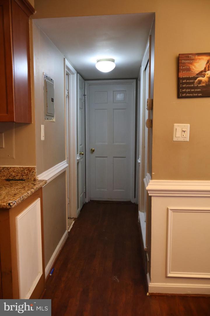 4927 AMERICANA DR #108, ANNANDALE, Virginia 22003, 2 Bedrooms Bedrooms, ,1 BathroomBathrooms,Residential,For sale,4927 AMERICANA DR #108,VAFX2264866 MLS # VAFX2264866
