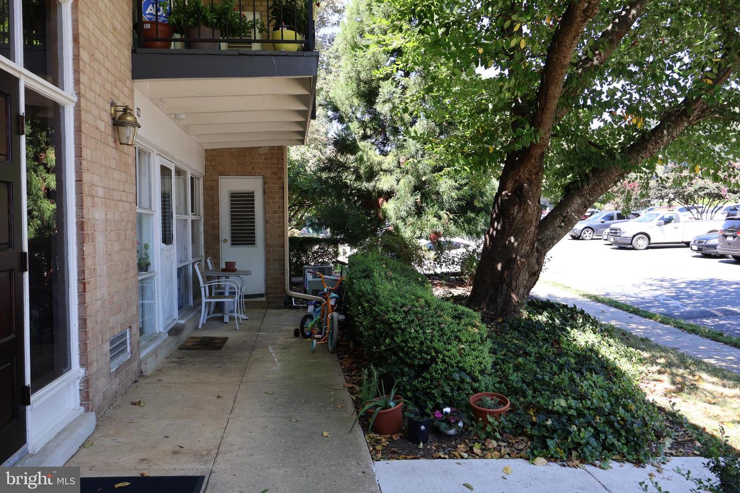 4927 AMERICANA DR #108, ANNANDALE, Virginia 22003, 2 Bedrooms Bedrooms, ,1 BathroomBathrooms,Residential,For sale,4927 AMERICANA DR #108,VAFX2264866 MLS # VAFX2264866
