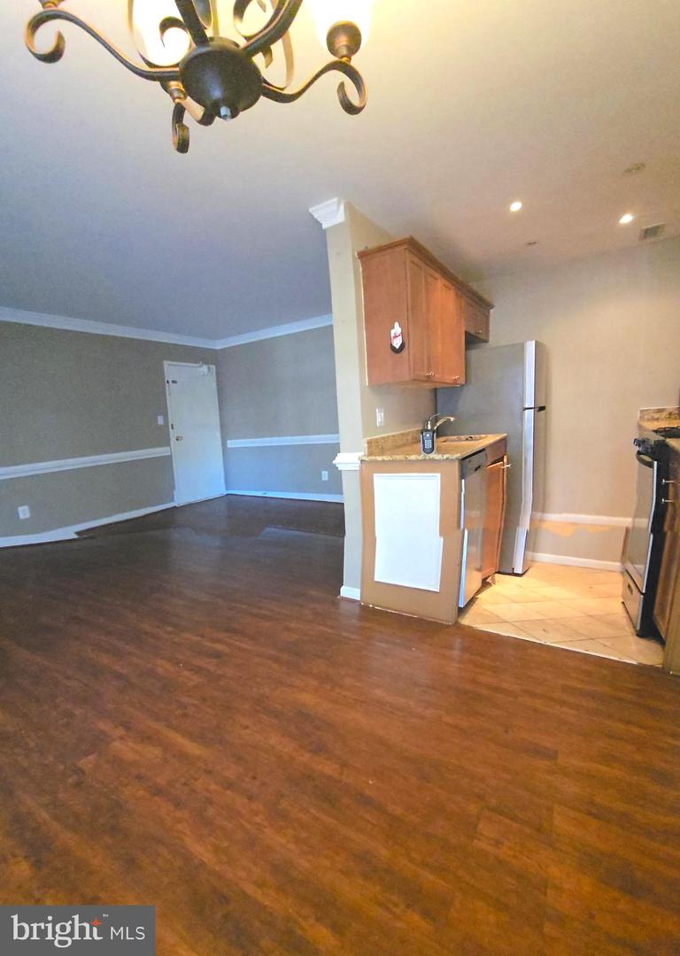 4927 AMERICANA DR #108, ANNANDALE, Virginia 22003, 2 Bedrooms Bedrooms, ,1 BathroomBathrooms,Residential,For sale,4927 AMERICANA DR #108,VAFX2264866 MLS # VAFX2264866