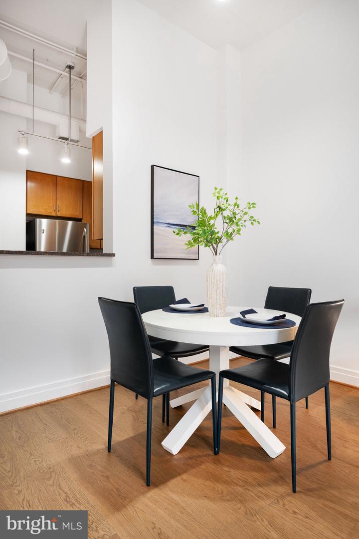 2220 FAIRFAX DR #101, ARLINGTON, Virginia 22201, 1 Bedroom Bedrooms, ,1 BathroomBathrooms,Residential,For sale,2220 FAIRFAX DR #101,VAAR2063058 MLS # VAAR2063058