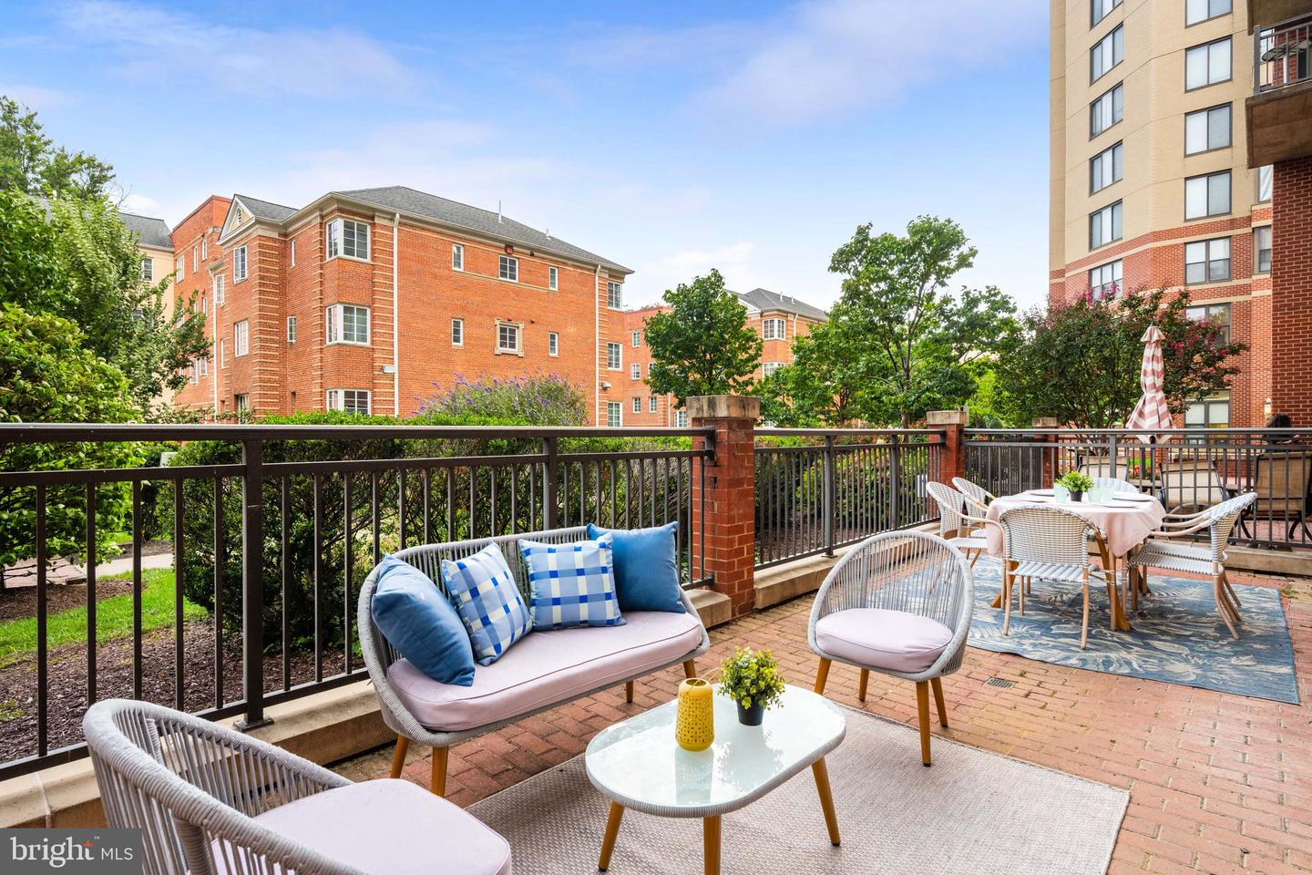 2220 FAIRFAX DR #101, ARLINGTON, Virginia 22201, 1 Bedroom Bedrooms, ,1 BathroomBathrooms,Residential,For sale,2220 FAIRFAX DR #101,VAAR2063058 MLS # VAAR2063058