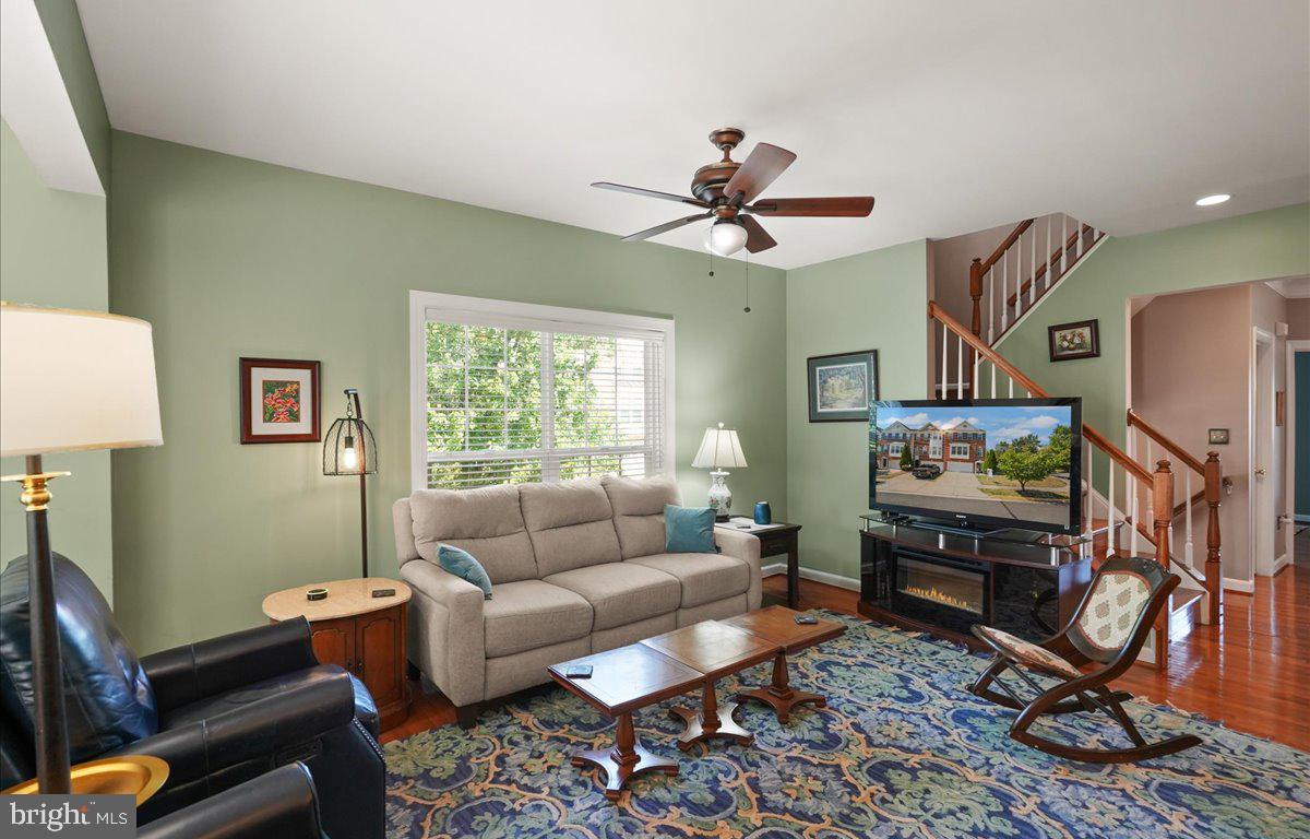 9199 FUREY RD, LORTON, Virginia 22079, 3 Bedrooms Bedrooms, ,3 BathroomsBathrooms,Residential,For sale,9199 FUREY RD,VAFX2264818 MLS # VAFX2264818
