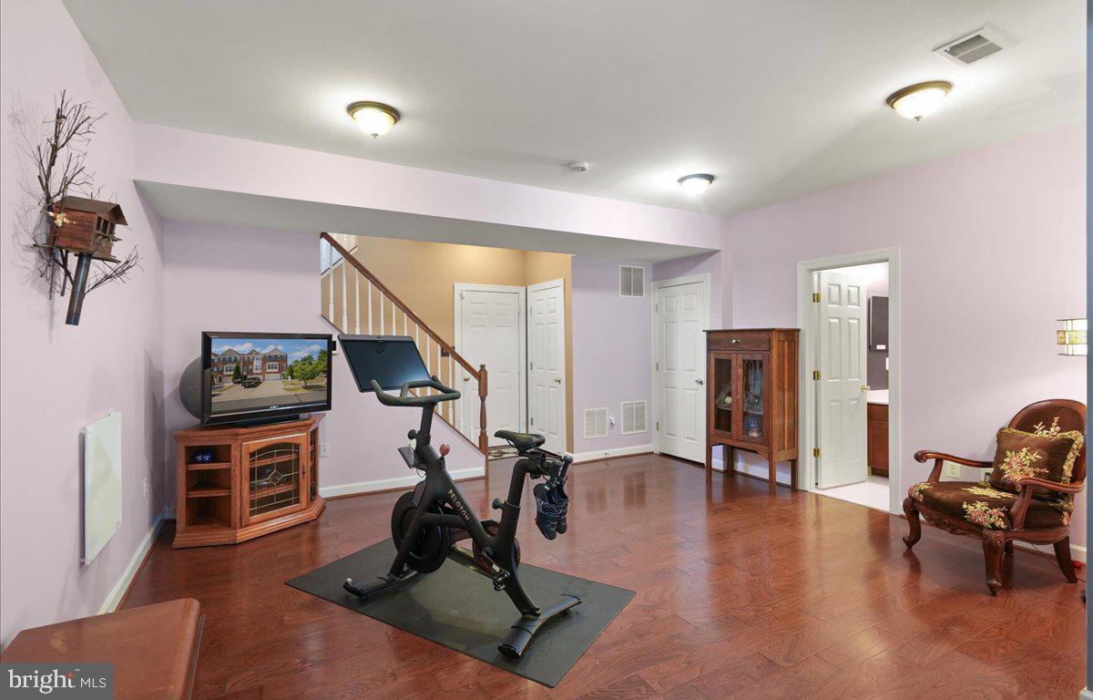 9199 FUREY RD, LORTON, Virginia 22079, 3 Bedrooms Bedrooms, ,3 BathroomsBathrooms,Residential,For sale,9199 FUREY RD,VAFX2264818 MLS # VAFX2264818