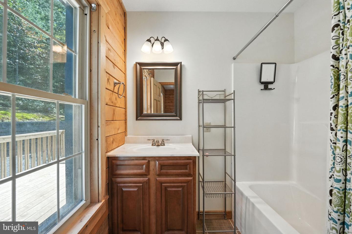 1234 MINE MOUNTAIN LN, FORT VALLEY, Virginia 22652, 3 Bedrooms Bedrooms, ,2 BathroomsBathrooms,Residential,For sale,1234 MINE MOUNTAIN LN,VASH2012424 MLS # VASH2012424
