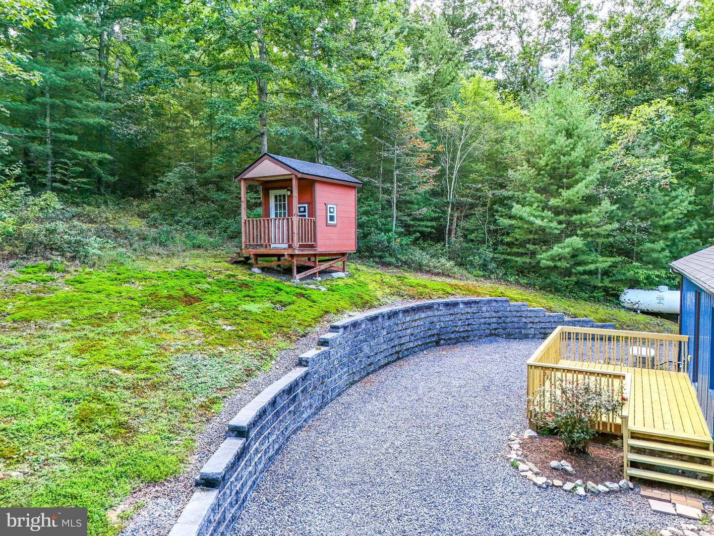 1234 MINE MOUNTAIN LN, FORT VALLEY, Virginia 22652, 3 Bedrooms Bedrooms, ,2 BathroomsBathrooms,Residential,For sale,1234 MINE MOUNTAIN LN,VASH2012424 MLS # VASH2012424