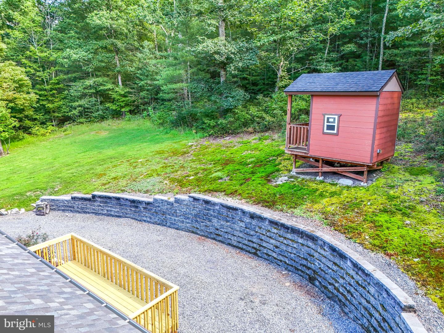 1234 MINE MOUNTAIN LN, FORT VALLEY, Virginia 22652, 3 Bedrooms Bedrooms, ,2 BathroomsBathrooms,Residential,For sale,1234 MINE MOUNTAIN LN,VASH2012424 MLS # VASH2012424