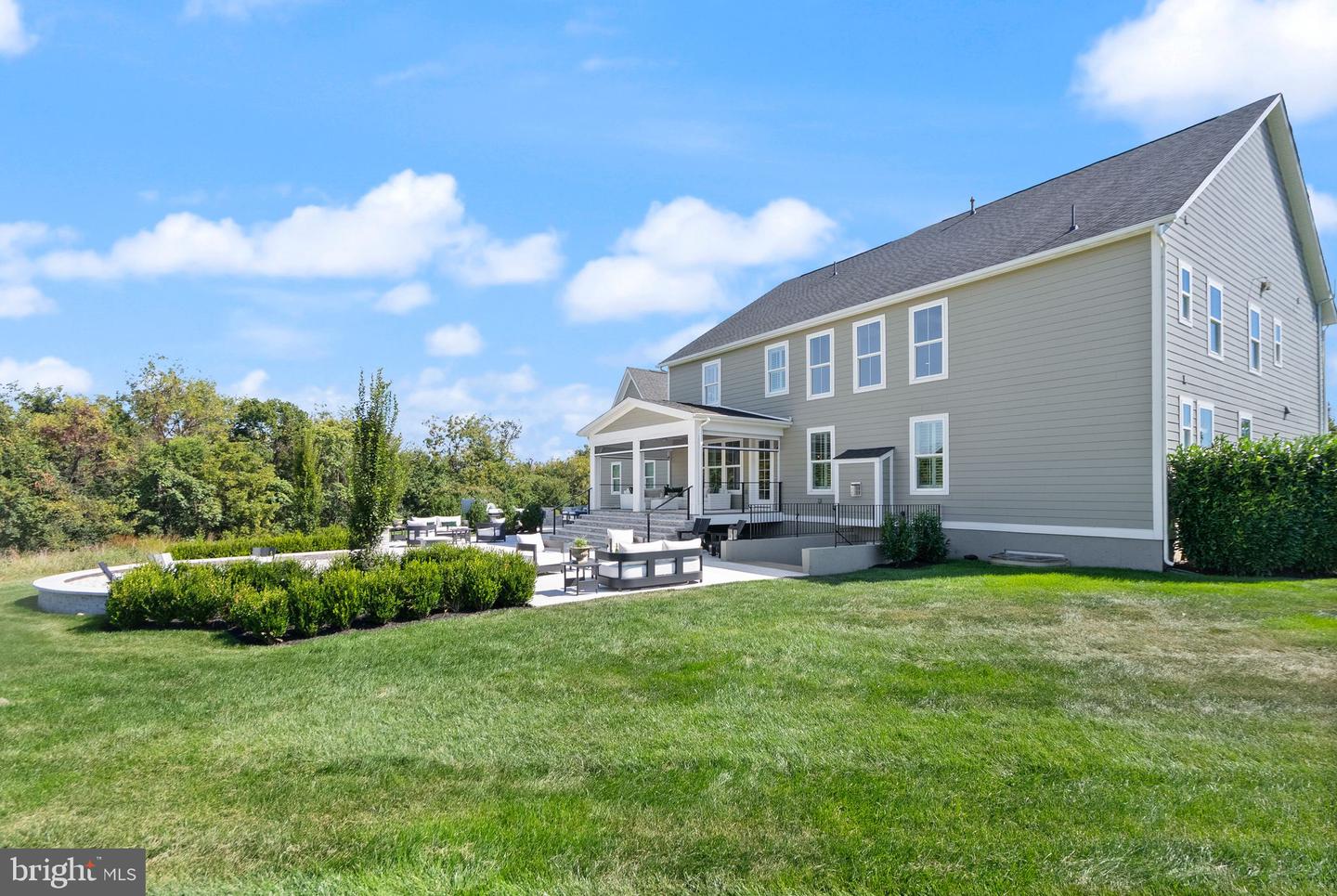40782 WINESAP CT, ALDIE, Virginia 20105, 6 Bedrooms Bedrooms, ,6 BathroomsBathrooms,Residential,For sale,40782 WINESAP CT,VALO2106154 MLS # VALO2106154
