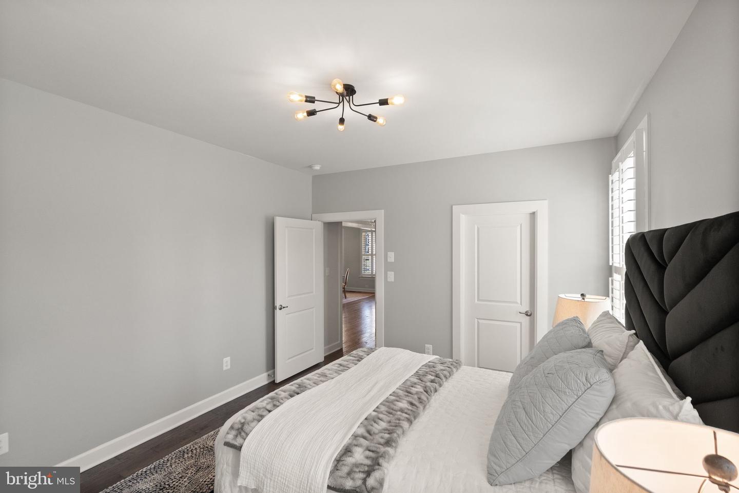 40782 WINESAP CT, ALDIE, Virginia 20105, 6 Bedrooms Bedrooms, ,6 BathroomsBathrooms,Residential,For sale,40782 WINESAP CT,VALO2106154 MLS # VALO2106154