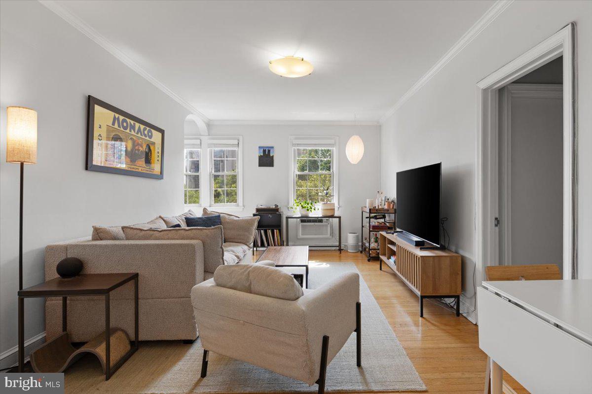 3028 WISCONSIN AVE NW #APT402, WASHINGTON, District Of Columbia 20016, 2 Bedrooms Bedrooms, ,2 BathroomsBathrooms,Residential,For sale,3028 WISCONSIN AVE NW #APT402,DCDC2220304 MLS # DCDC2220304