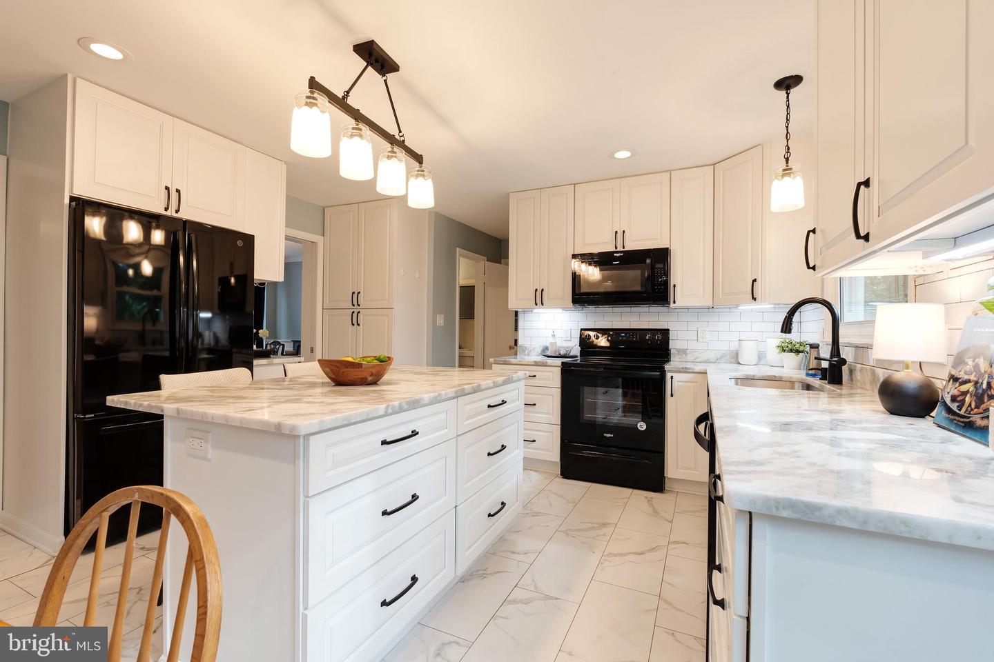 8600 GATESHEAD RD, ALEXANDRIA, Virginia 22309, 4 Bedrooms Bedrooms, ,3 BathroomsBathrooms,Residential,For sale,8600 GATESHEAD RD,VAFX2264948 MLS # VAFX2264948