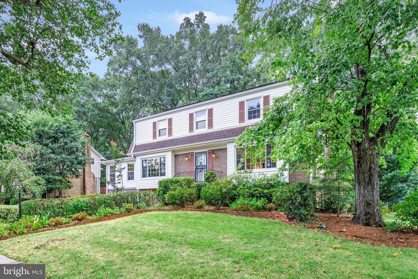 8600 GATESHEAD RD, ALEXANDRIA, Virginia 22309, 4 Bedrooms Bedrooms, ,3 BathroomsBathrooms,Residential,For sale,8600 GATESHEAD RD,VAFX2264948 MLS # VAFX2264948