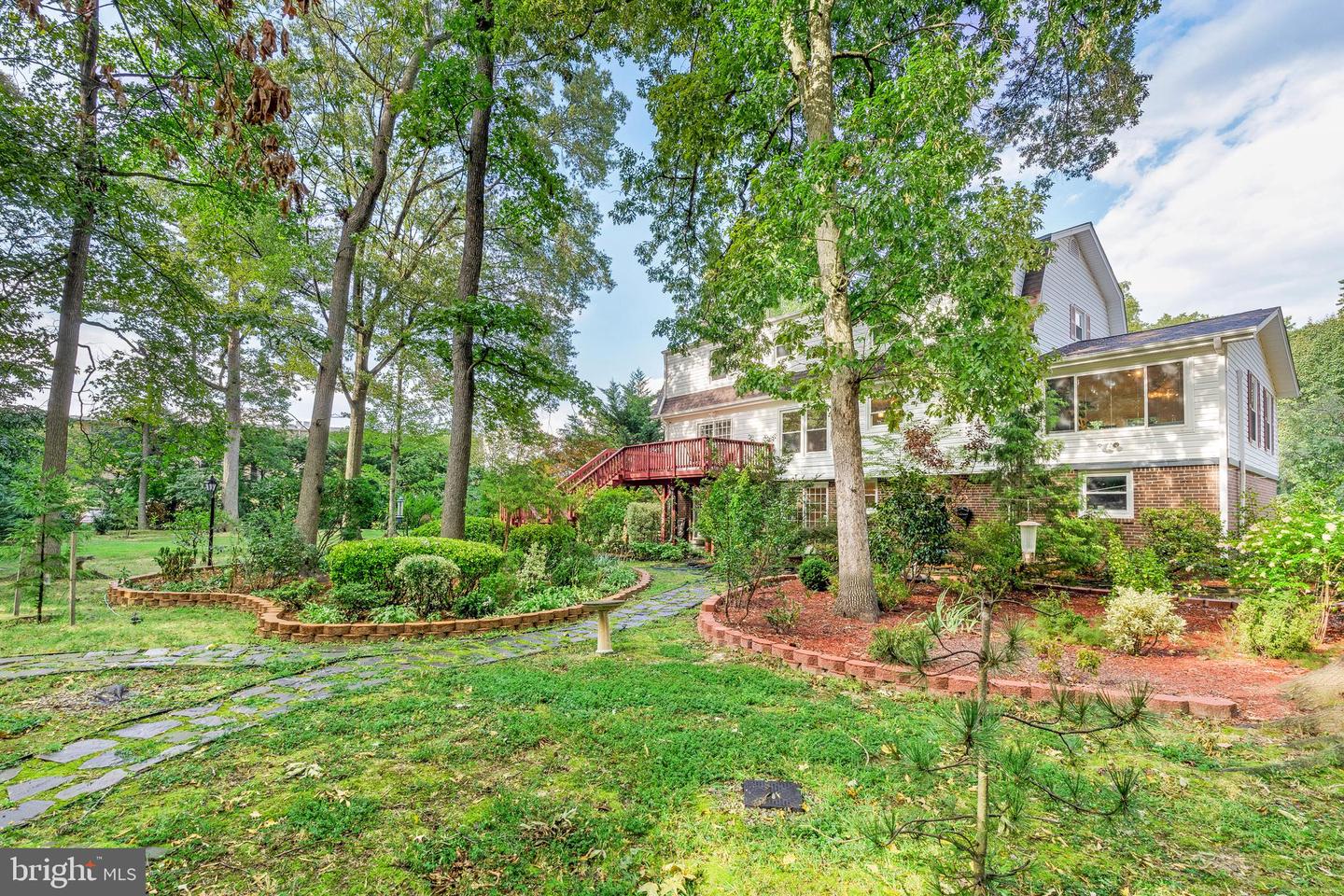 8600 GATESHEAD RD, ALEXANDRIA, Virginia 22309, 4 Bedrooms Bedrooms, ,3 BathroomsBathrooms,Residential,For sale,8600 GATESHEAD RD,VAFX2264948 MLS # VAFX2264948