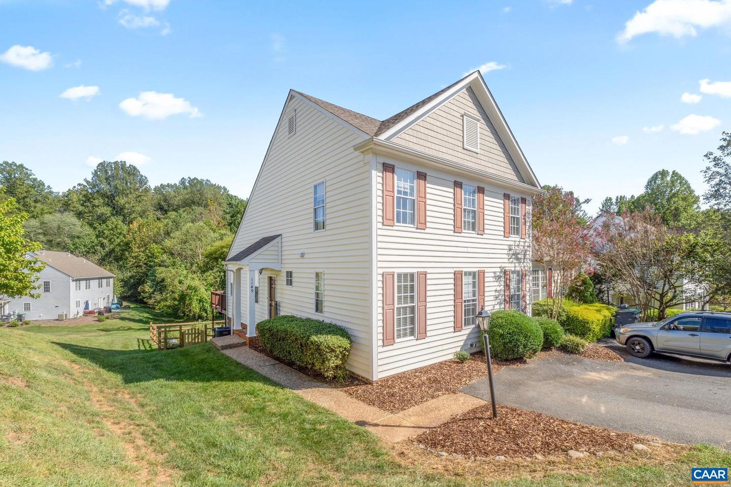 1149 RUSTIC WILLOW LN, CHARLOTTESVILLE, Virginia 22911, 3 Bedrooms Bedrooms, ,2 BathroomsBathrooms,Residential,For sale,1149 RUSTIC WILLOW LN,668585 MLS # 668585