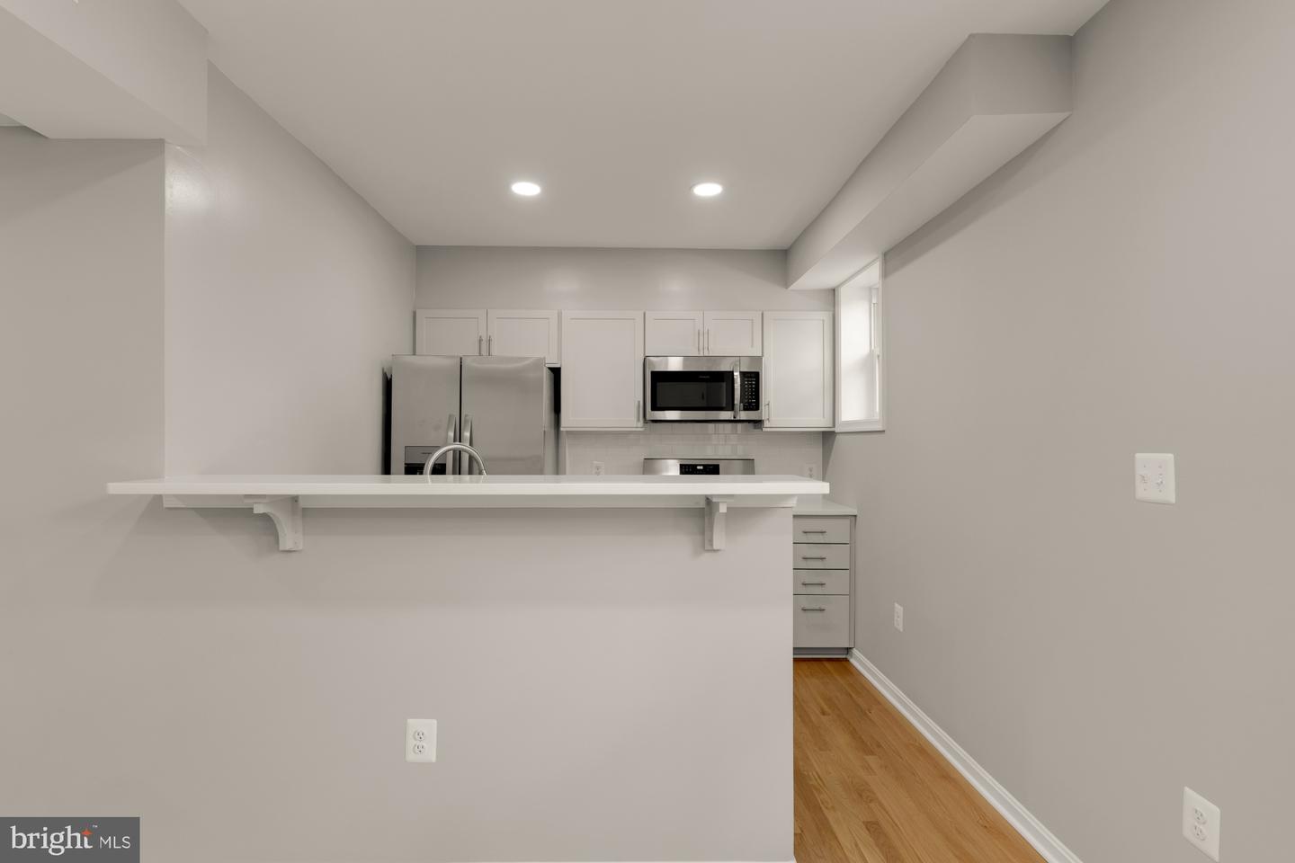 303 SEATON PL NE #2, WASHINGTON, District Of Columbia 20002, 2 Bedrooms Bedrooms, ,1 BathroomBathrooms,Residential,For sale,303 SEATON PL NE #2,DCDC2220342 MLS # DCDC2220342