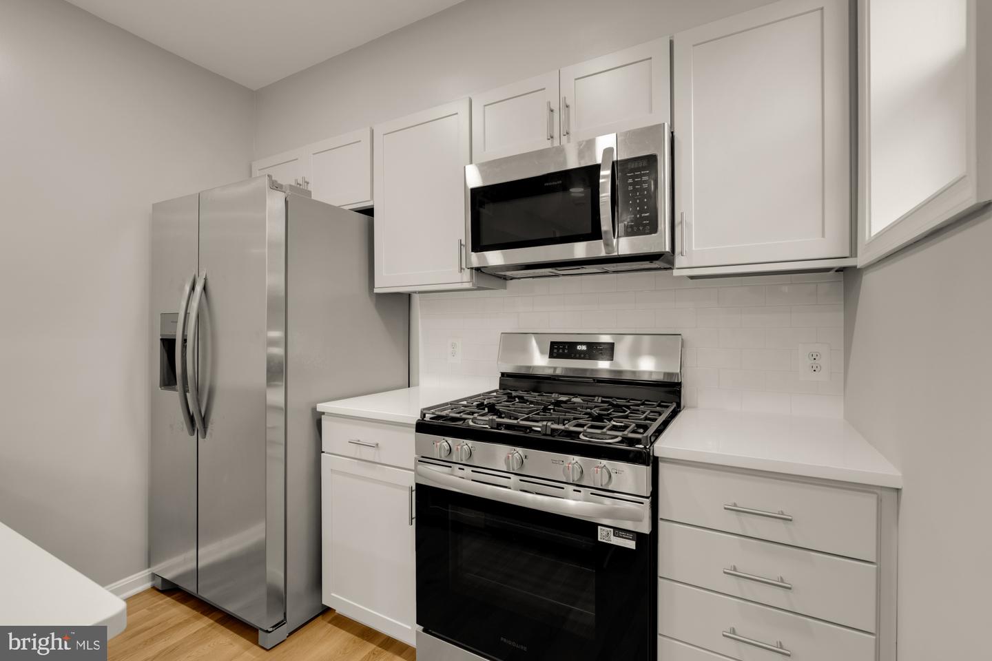 303 SEATON PL NE #2, WASHINGTON, District Of Columbia 20002, 2 Bedrooms Bedrooms, ,1 BathroomBathrooms,Residential,For sale,303 SEATON PL NE #2,DCDC2220342 MLS # DCDC2220342